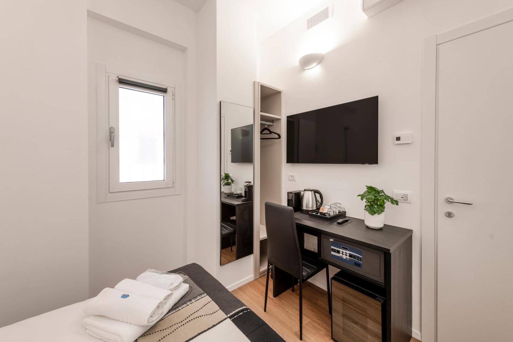 Bnbutler - Inbrera Suites - Giulianova, 1 Milano Eksteriør bilde