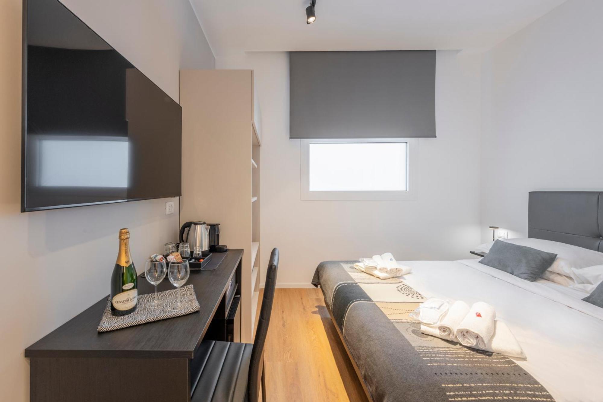 Bnbutler - Inbrera Suites - Giulianova, 1 Milano Eksteriør bilde