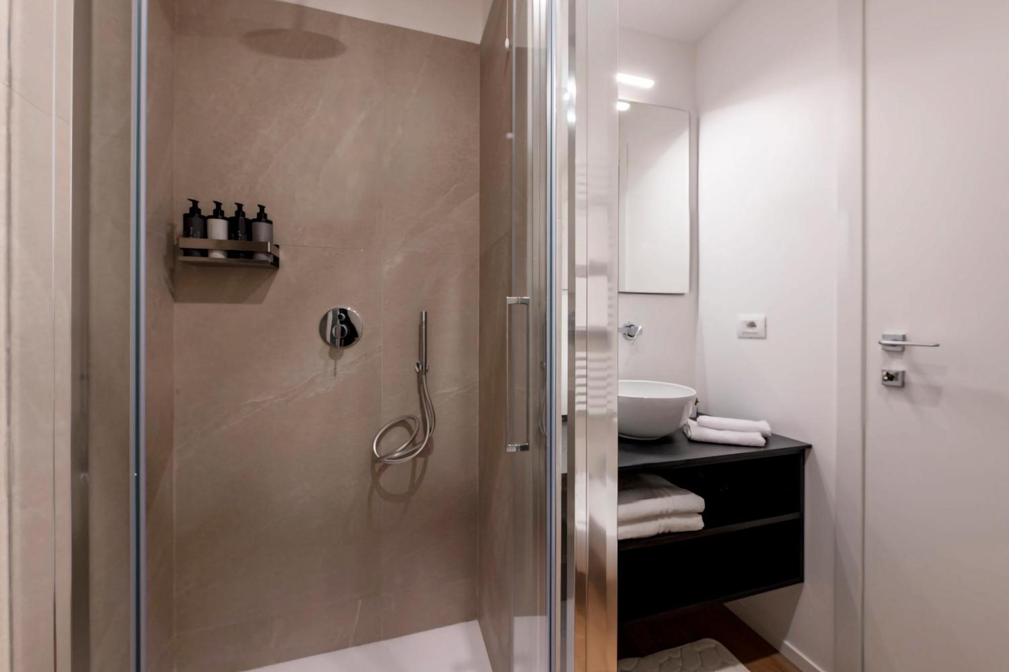 Bnbutler - Inbrera Suites - Giulianova, 1 Milano Eksteriør bilde