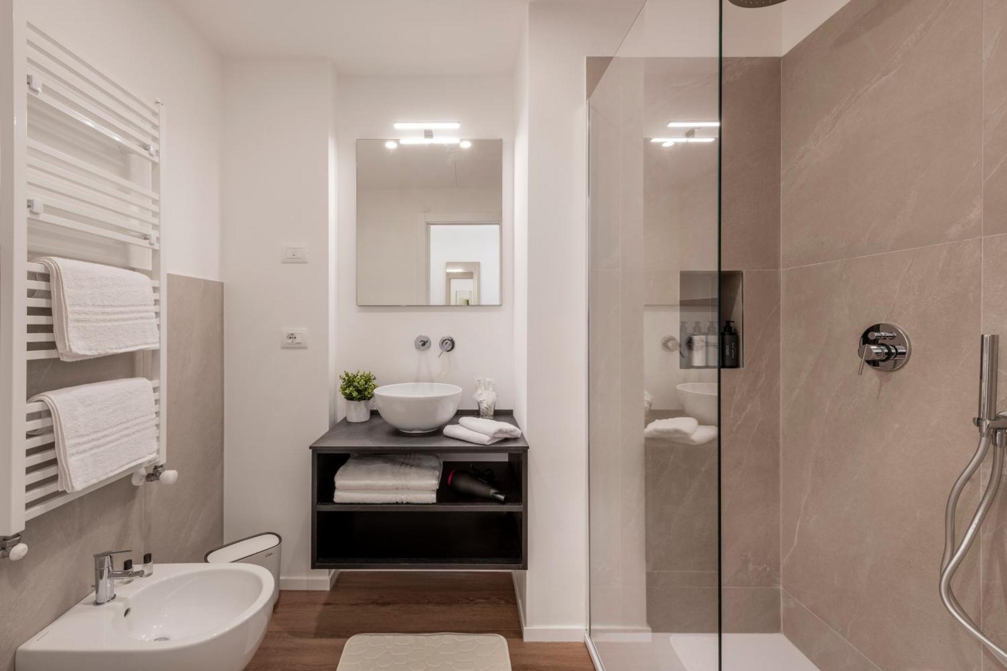 Bnbutler - Inbrera Suites - Giulianova, 1 Milano Eksteriør bilde