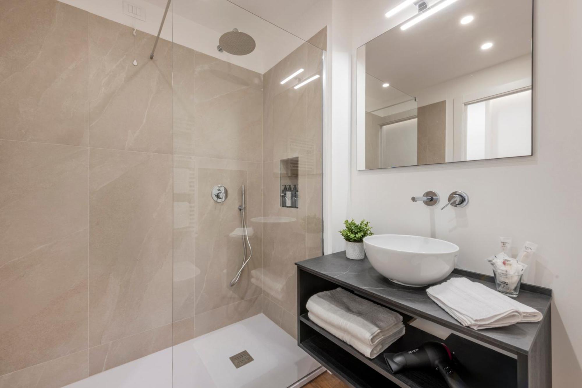 Bnbutler - Inbrera Suites - Giulianova, 1 Milano Eksteriør bilde