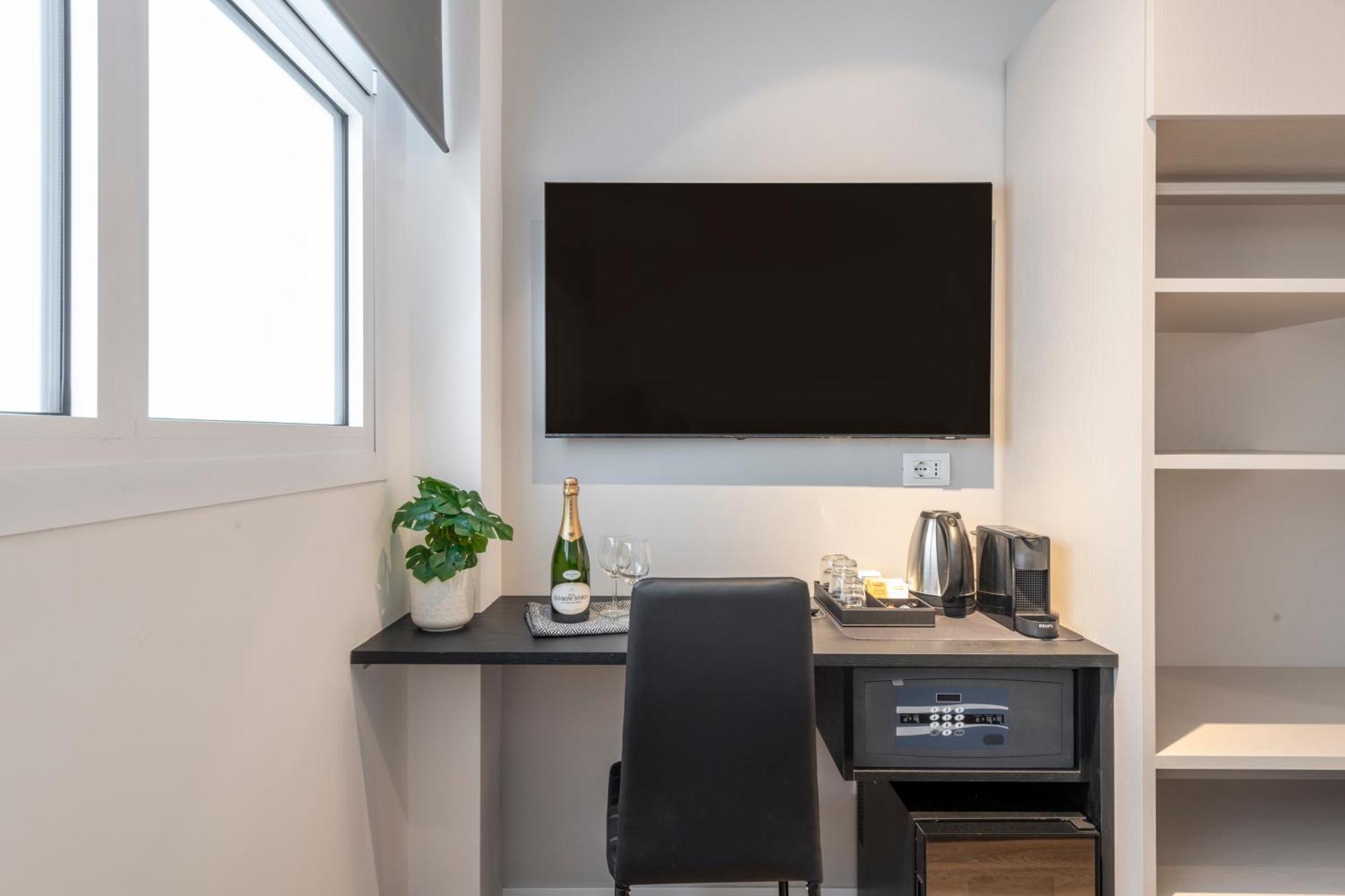 Bnbutler - Inbrera Suites - Giulianova, 1 Milano Eksteriør bilde